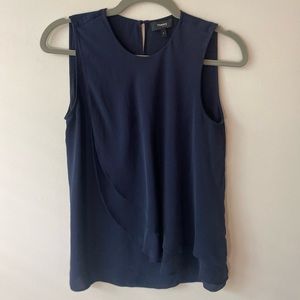 Theory top size small 100% silk